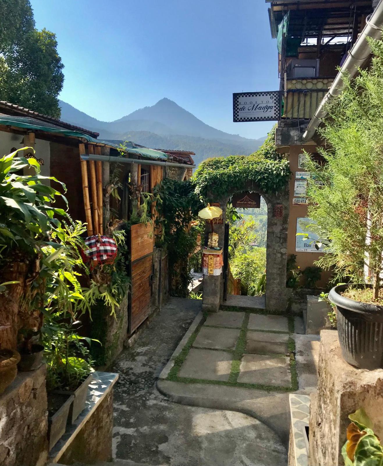 Umah De Madya